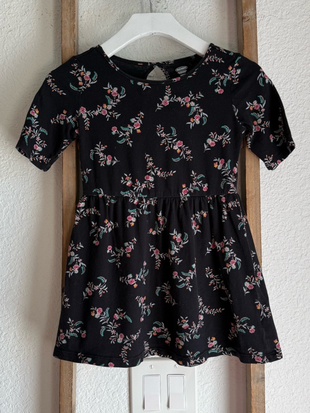 Old Navy Black Floral Print Cotton Dress girls sz: XS or 5